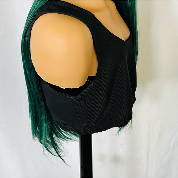 Gorgeous Green Premium Fiber 13x2.5 Long Lace Front Wig for🎄Events / Drag 💄… - Picture 8 of 12